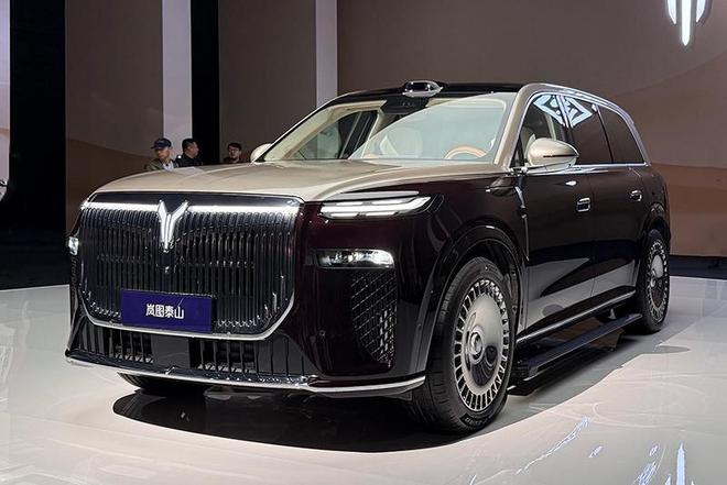 市 比问界M9便宜9万 华为系最强科技SUV新葡京博彩售3799万元起 岚图泰山正式上(图6)