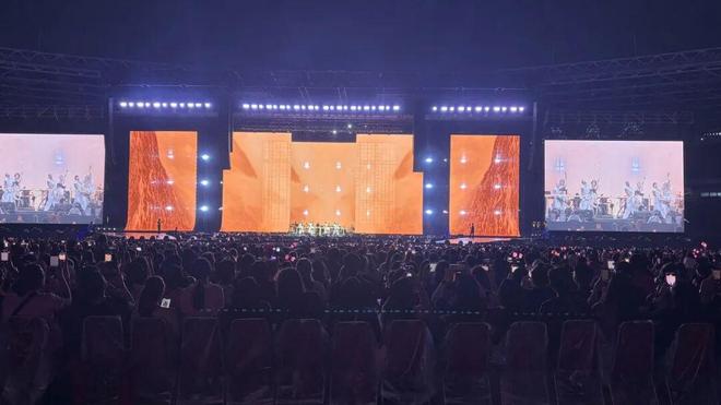 大屏闪耀BLACKPINK现象级巡演新葡京娱乐当科技与顶流同频：艾比森(图3)